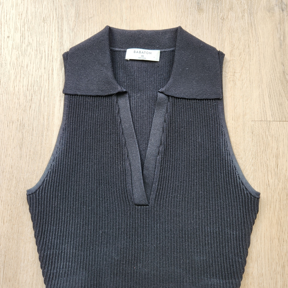 Babaton Black Sculpt Knit Crop Top